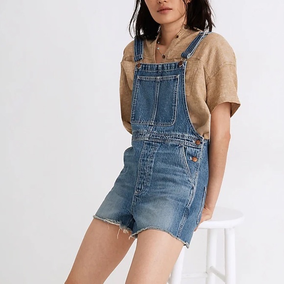 Madewell Pants - Madewell Adirondack Short Overalls in Wrightwood Wash